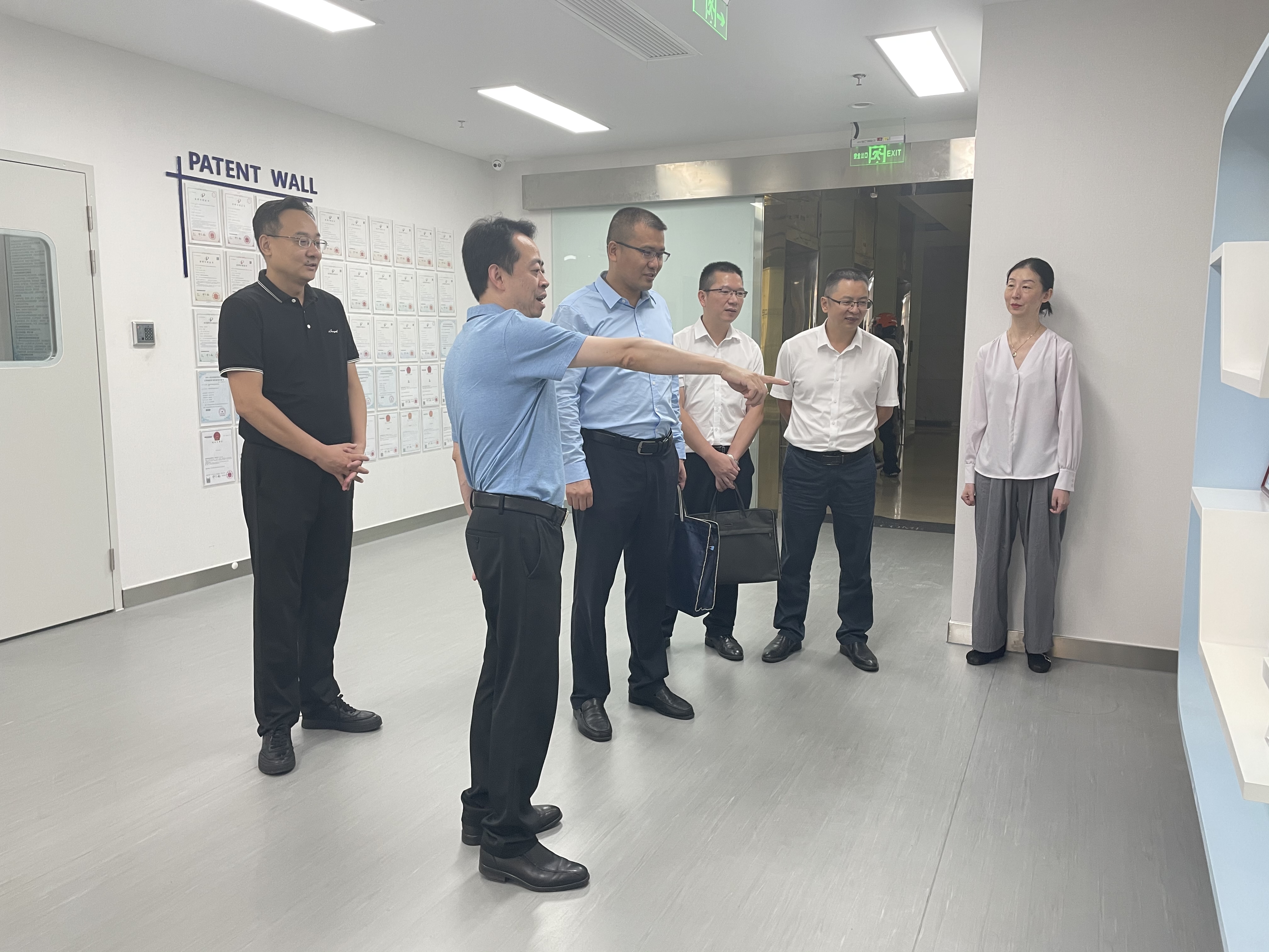 图片1：考察成都仕康美生物科技有限十大网赌app手机版APP手机版.jpg