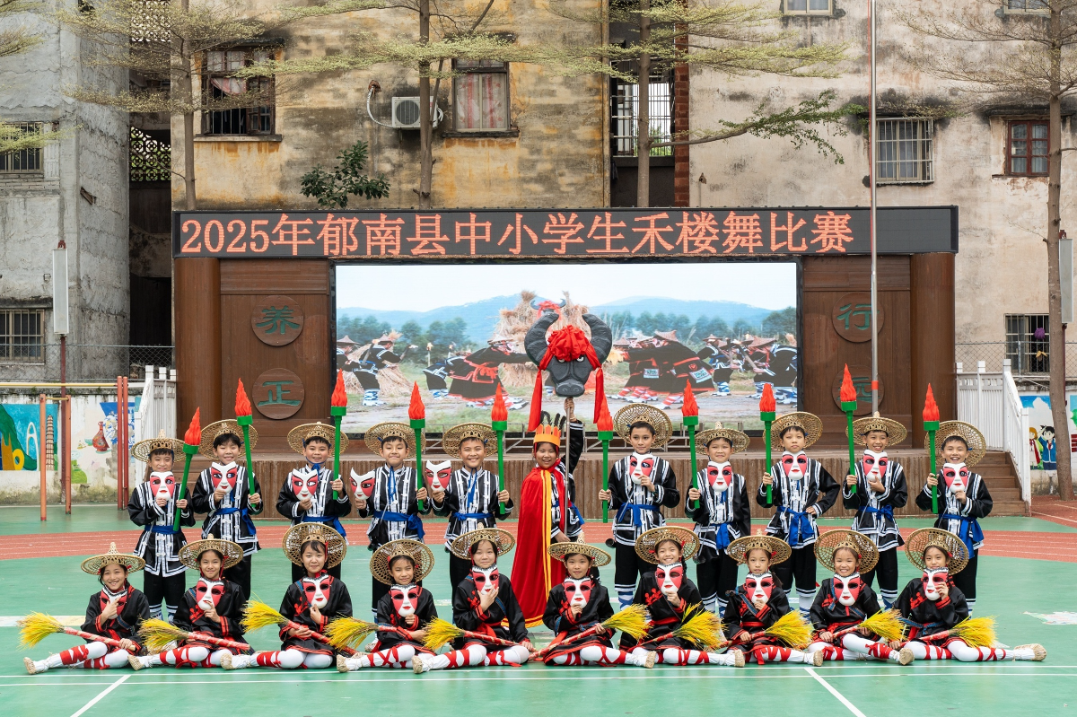 云浮郁南：千年非遗正以青春姿态融入校园生活